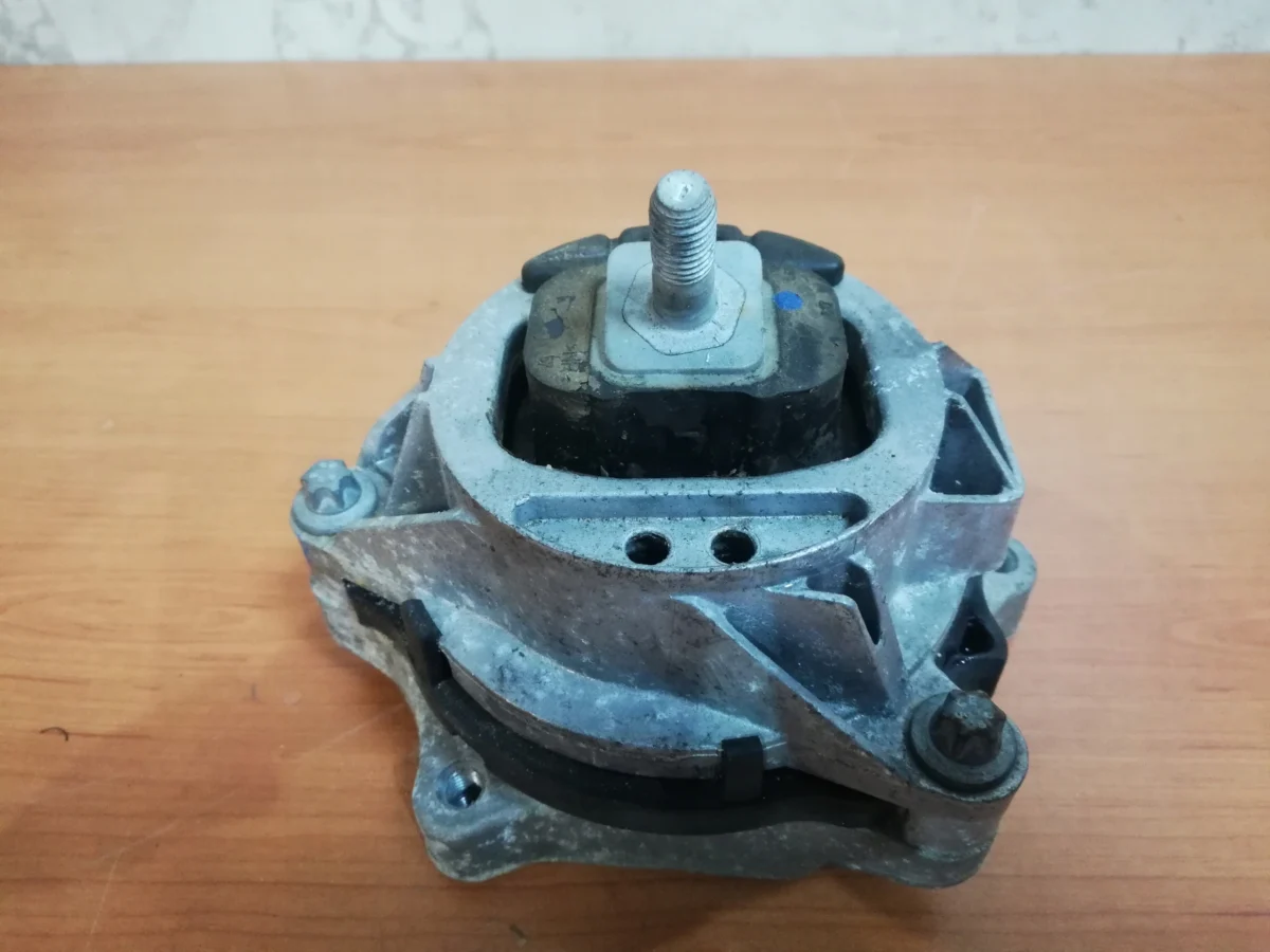 Motorlager LEFT BMW 3 F30 4 F33 NEU – Bild 2