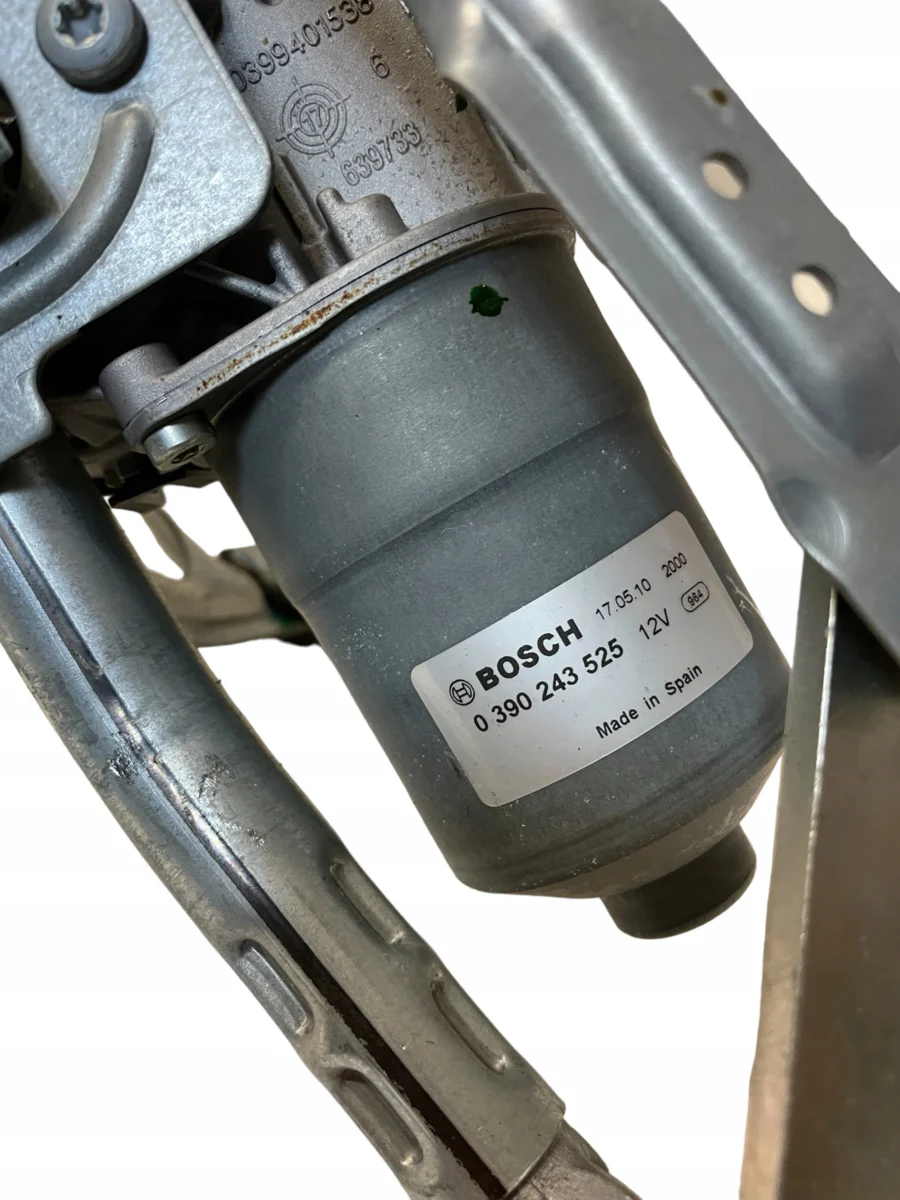 MECHANIZM WYCIERACZEK PRZÓD BMW X1 F48 - obrazek 6