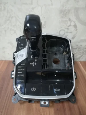 Wybierak biegów panel BMW 8 g14 9458556