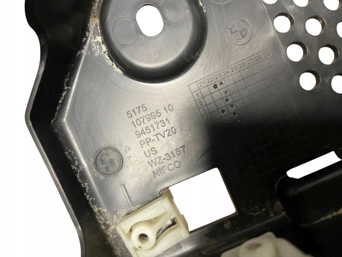 OSŁONA PODWOZIA LEWA TYLNA BMW XM G09 - obrazek 4