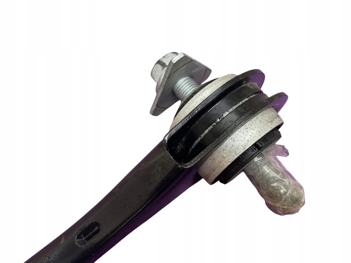 WAHACZ TYŁ PRAWY + ŚRUBY BMW 4 G22 X-DRIVE - obrazek 2