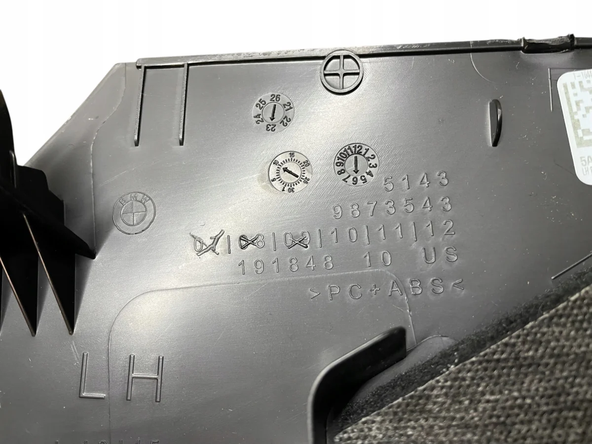 COVER LEFT BMW XM G09 EXCELLENT CONDITION GENUINE – Bild 3