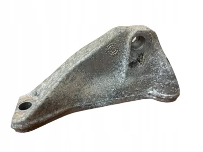 ŁAPA WSPORNIK POMPY BMW E87 E90 2.0D