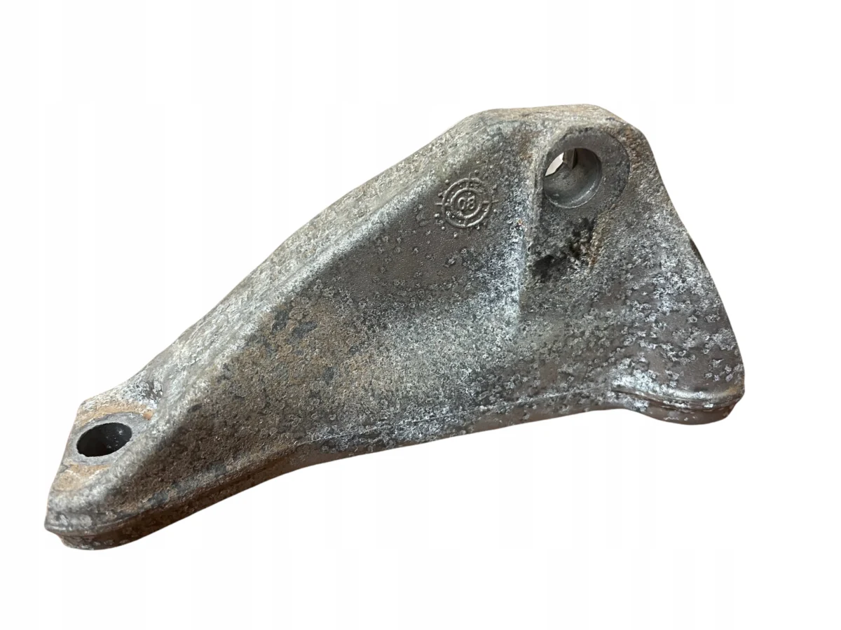 ŁAPA WSPORNIK POMPY BMW E87 E90 2.0D