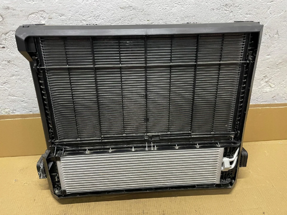 PAS PRZEDNI ZAMKI CHŁODNICE M-PAKIET BMW X3 G01 X4 G02 LCI LIFT 2.0i 30iX - obrazek 11