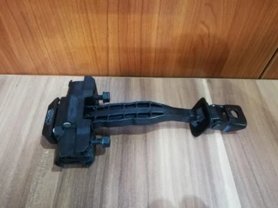 Ogranicznik drzwi lewy przód BMW X3 G01 F97