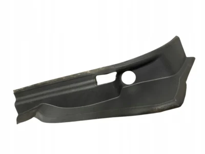 OSŁONA LAMPY TYŁ LEWA RYNIENKA BMW 4 G26