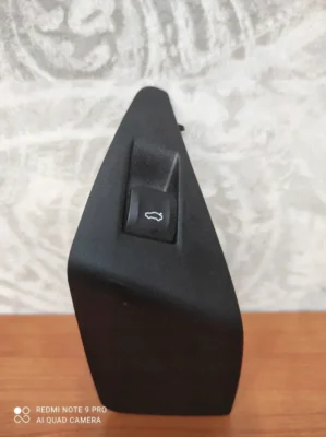 Button Panel Boot Lid Opening BMW 8 G14