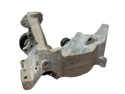 ŁAPA PODSTAWA ALTERNATORA BMW E87 2.0D