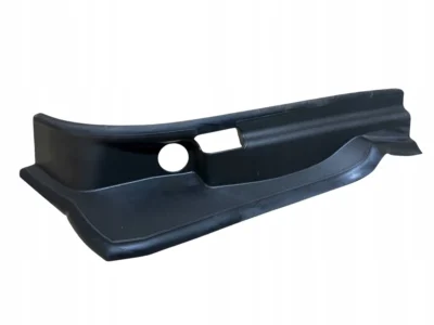 ODPŁYW KLAPY BAGAŻNIKA PRAWY BMW 4 G26 IDEAŁ