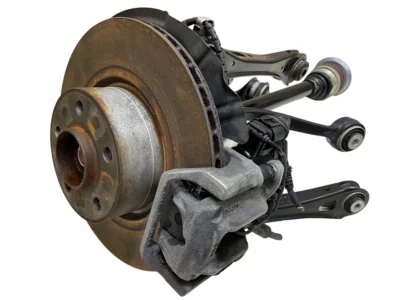 ZWROTNICA TYŁ PRAWA + WAHACZE + ZACISK + TARCZA + KLOCKI BMW X3 F25