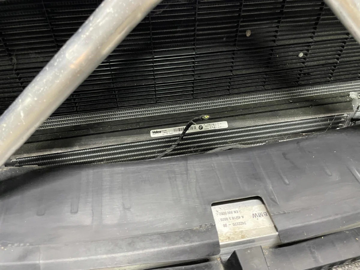 PAS PRZEDNI CHŁODNICE ZAMKI INSTALACJA BMW 3 G20 G21 330iX 252 PS USA - obrazek 13