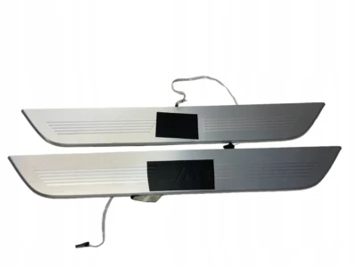 LISTWA PROGU LED PRZÓD LEWA/PRAWA BMW G11 G12 LCI