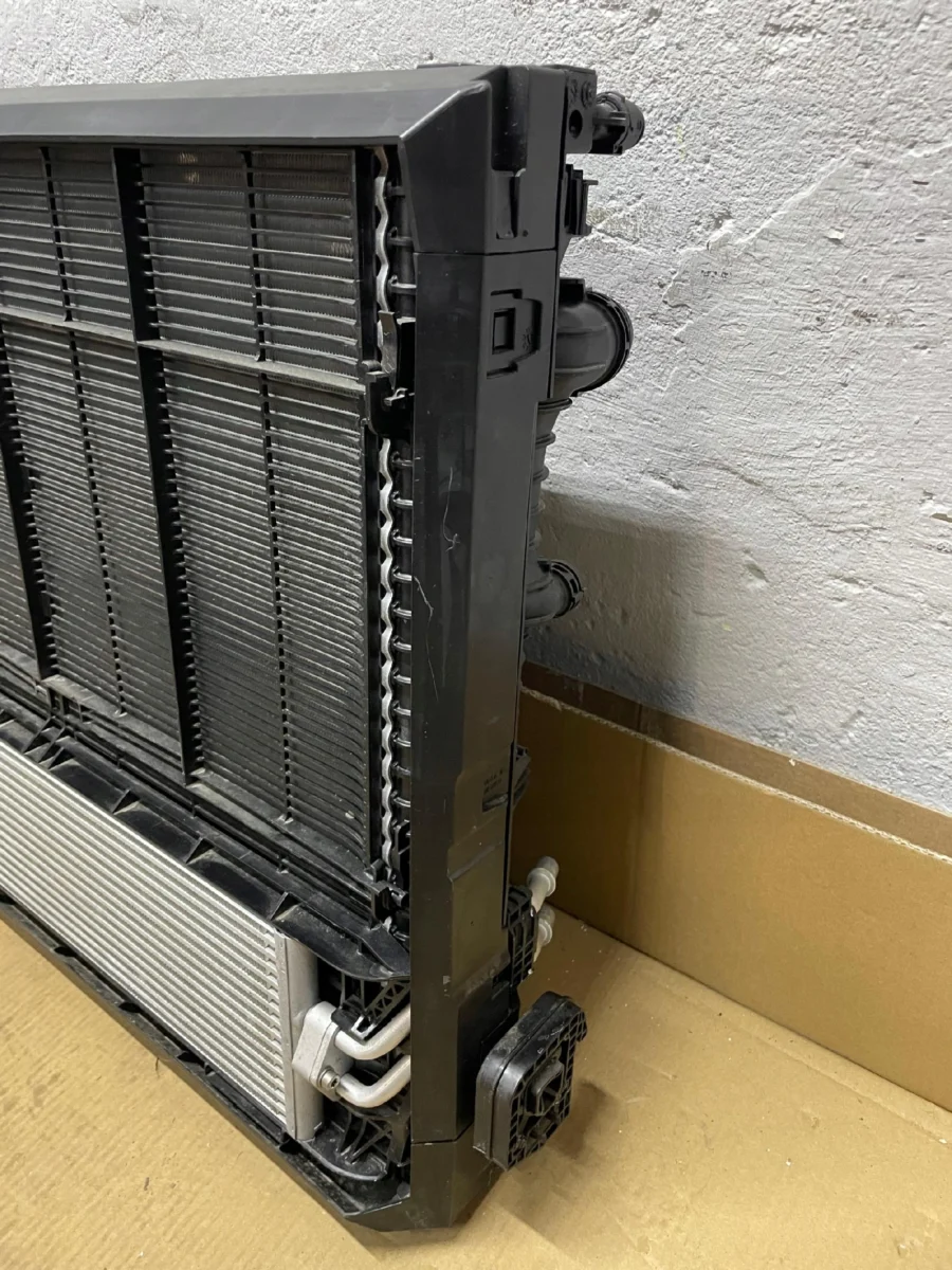 PAS PRZEDNI ZAMKI CHŁODNICE M-PAKIET BMW X3 G01 X4 G02 LCI LIFT 2.0i 30iX - obrazek 13