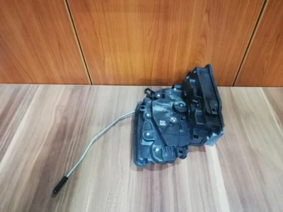 Zamek drzwi tył lewy BMW X3 G01 F97 7281939