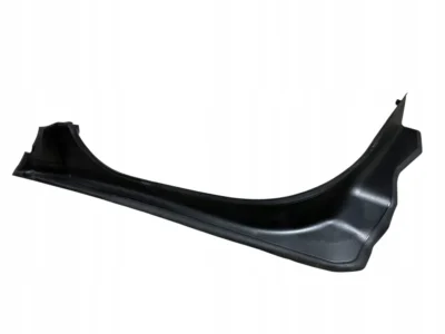 USZCZELKA LAMPY LISTWA NAKŁADKA RYNNA ODPŁYW LEWA BMW 5 G30 LCI