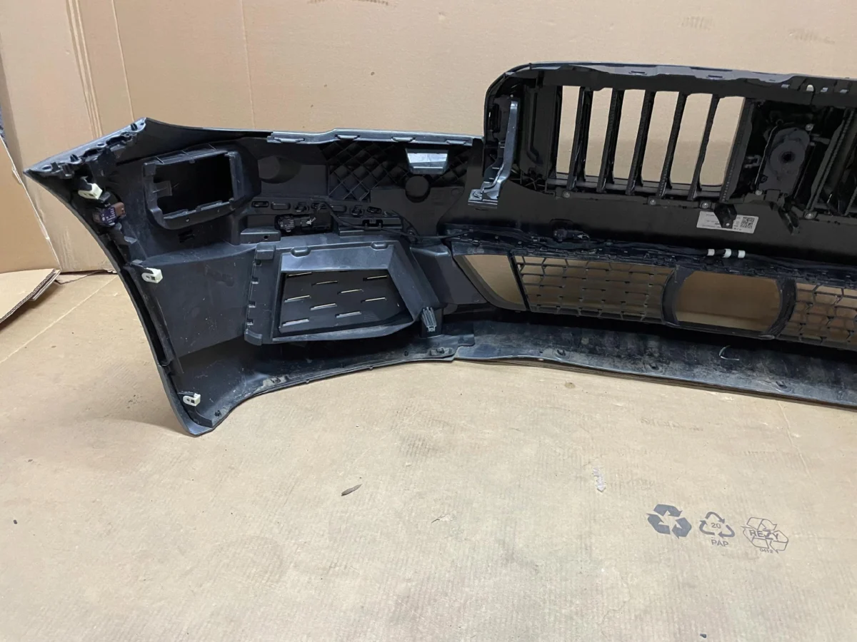 ZDERZAK PRZÓD 6 x PDC RADAR M-PAKIET BMW 5 G30 G31 LCI C2Y IDEAŁ - obrazek 9