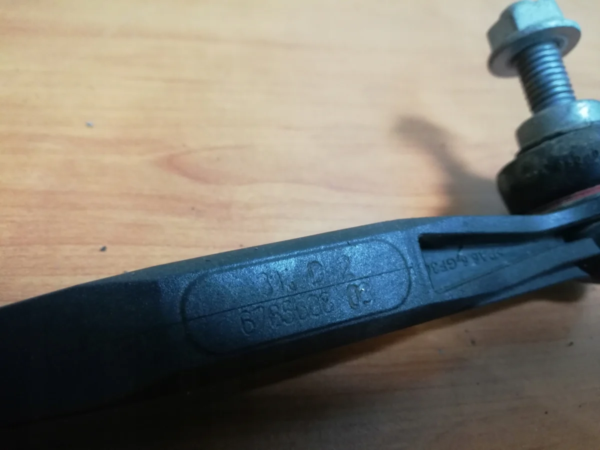 Łącznik stabilizatora tył prawy SPORT BMW 3 G20 - obrazek 2