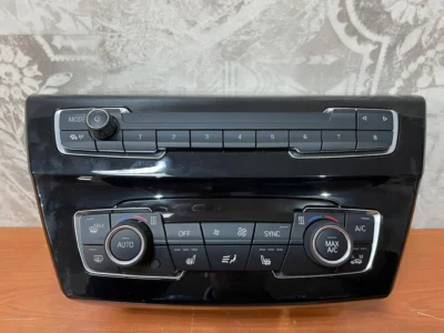Панель радіо клімат-контролю BMW X1 F48 X2 F39