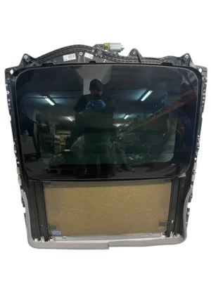 DACH SZKLANY PANORAMA ROLETA ANTRAZIT BMW 5 G30 LCI