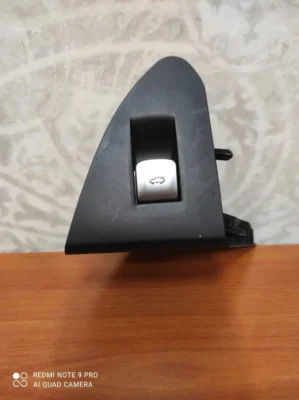 Boot Lid Opening Button BMW G11 G12