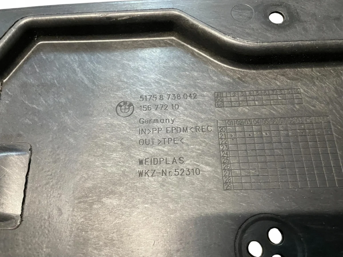 UNDERBODY COVER RIGHT BMW 4 G26 EXCELLENT CONDITION - Image 4