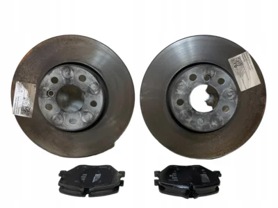 TARCZE KLOCKI PRZÓD BMW 2 U06 X1 U11