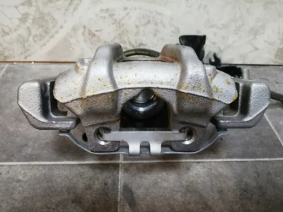 Zacisk hamulca prawy przód BMW 3 GT F34 NOWY