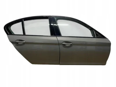 DRZWI PRZÓD PRAWY + TYŁ PRAWY SHADOW KEYLESS KOMPLET BMW 5 G30 KOLOR C3E