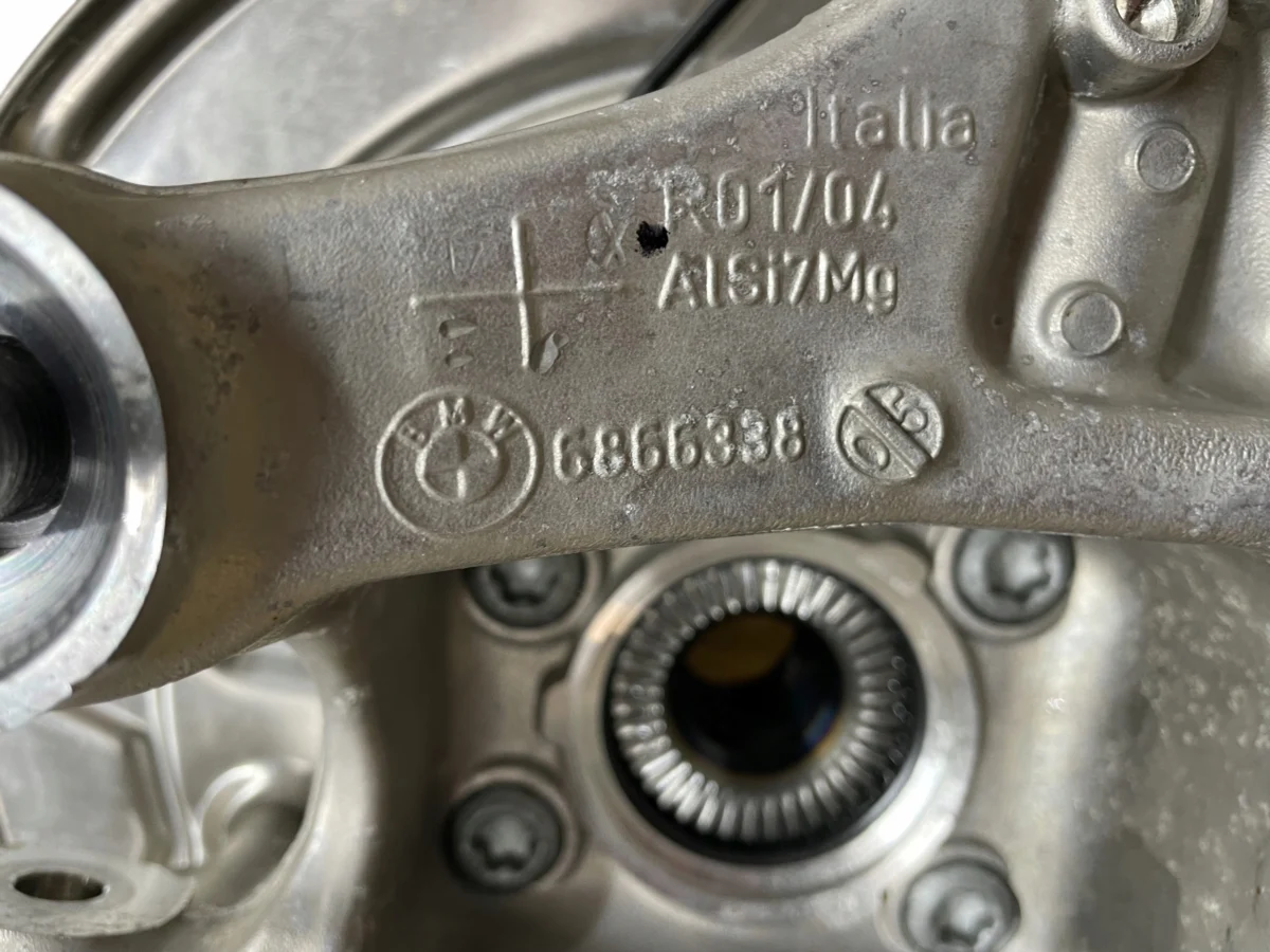 ZWROTNICA PRAWY TYŁ KOMPLETNA CZUJNIK ABS BMW 5 G30 LCI - obrazek 4