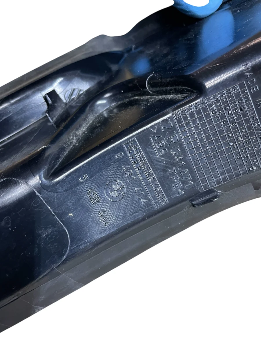 OSŁONA LAMPY TYŁ PRAWA RYNIENKA BMW X5 G05 LCI - obrazek 3