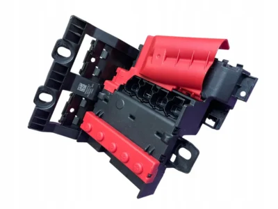 SKRZYNKA BEZPIECZNIKÓW IGŁA BMW X3 G01 LCI