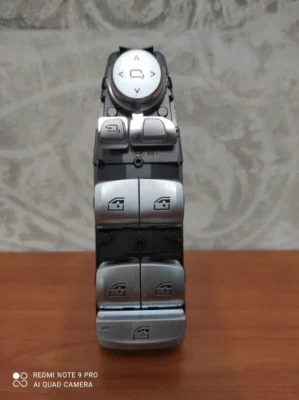 Włącznik przełącznik otwierania szyb BMW G01 G02