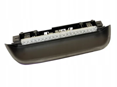 DODATKOWA LAMPA STOP POD SZYBĄ BMW 4 G22