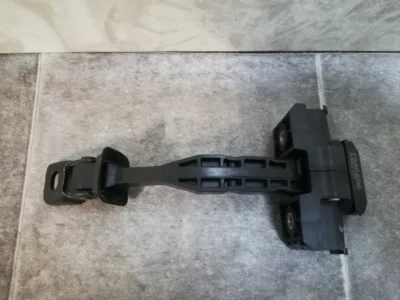 Ogranicznik drzwi lewy / prawy BMW X3 G01