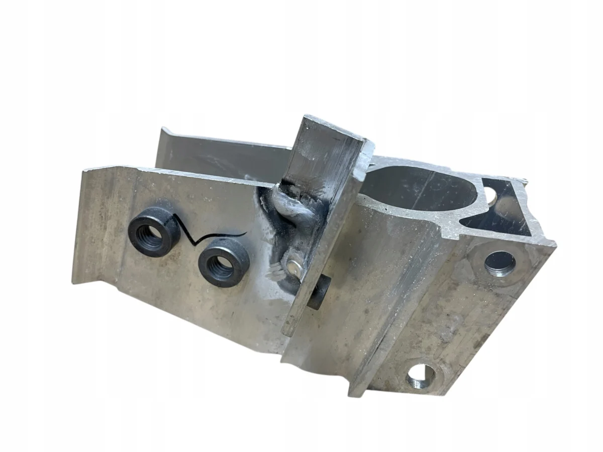 ADAPTER CHŁODNICY PRAWY BMW 4 G26