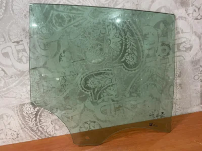 SZYBA DRZWI PRAWY TYŁ BMW X4 G02 18R