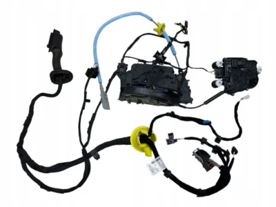 ZAMEK DRZWI PRAWY PRZÓD + DOCIĄG SOFT CLOSSE + INSTALACJA BMW IX I20 2020R