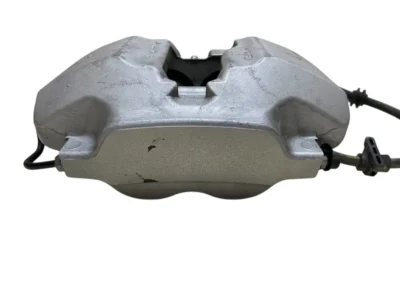 ZACISK HAMULCOWY PRZÓD PRAWY 42/30/348 BMW 5 G30 G31