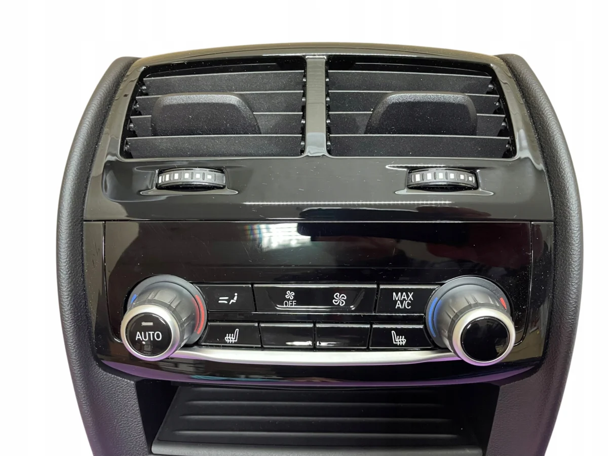 PANEL STEROWANIA GRZANE FOTELE TYŁ NAWIEWY BMW 5 G30 LCI IDEAŁ - obrazek 2