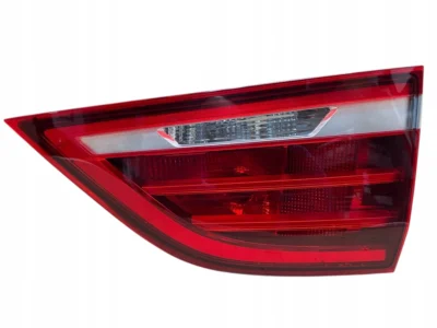 LAMPA PRAWA W KLAPĘ BAGAŻNIKA BMW 2 F46