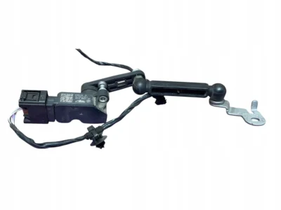 CZUJNIK POZIOMOWANIA ŚWIATEŁ ZE STELAŻEM TYŁ BMW X3 G01 IDEAŁ