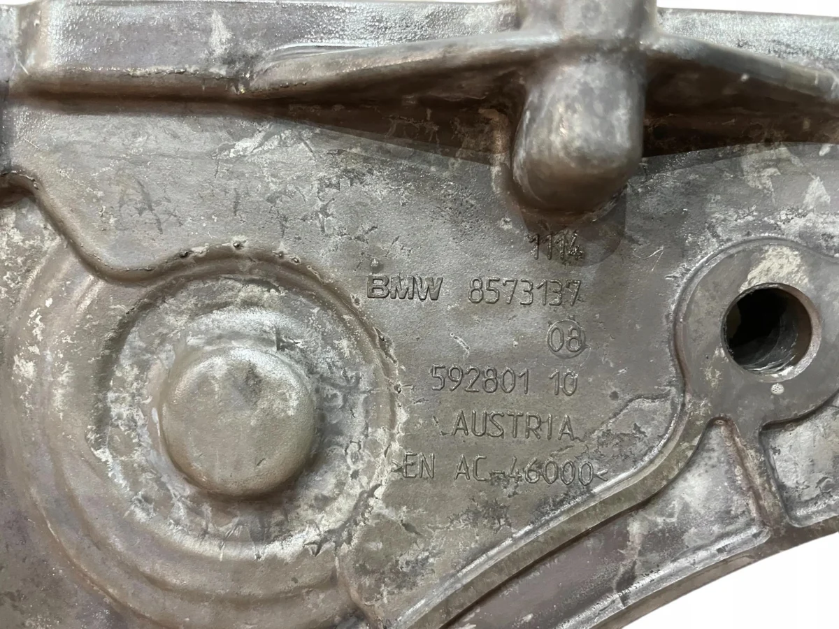 TIMING CHAIN COVER B38A15A BMW F45 225XE 20R — изображение 2