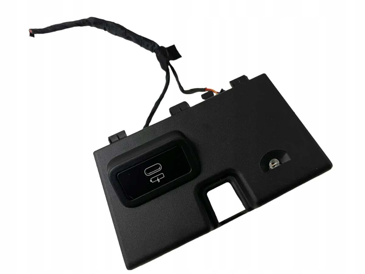 OSŁONA SCHOWKA USB BMW G20 G21 G22 G23 G26