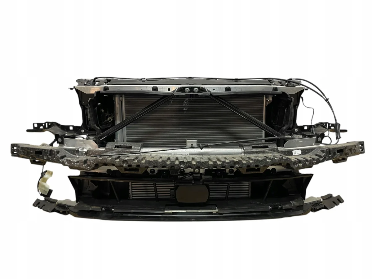 PAS PRZEDNI ZAMKI CHŁODNICE M-PAKIET BMW 5 G30 G31 LIFT 530D 3.0D