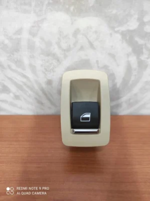 Włącznik przełącznik otwierania szyby BMW F30