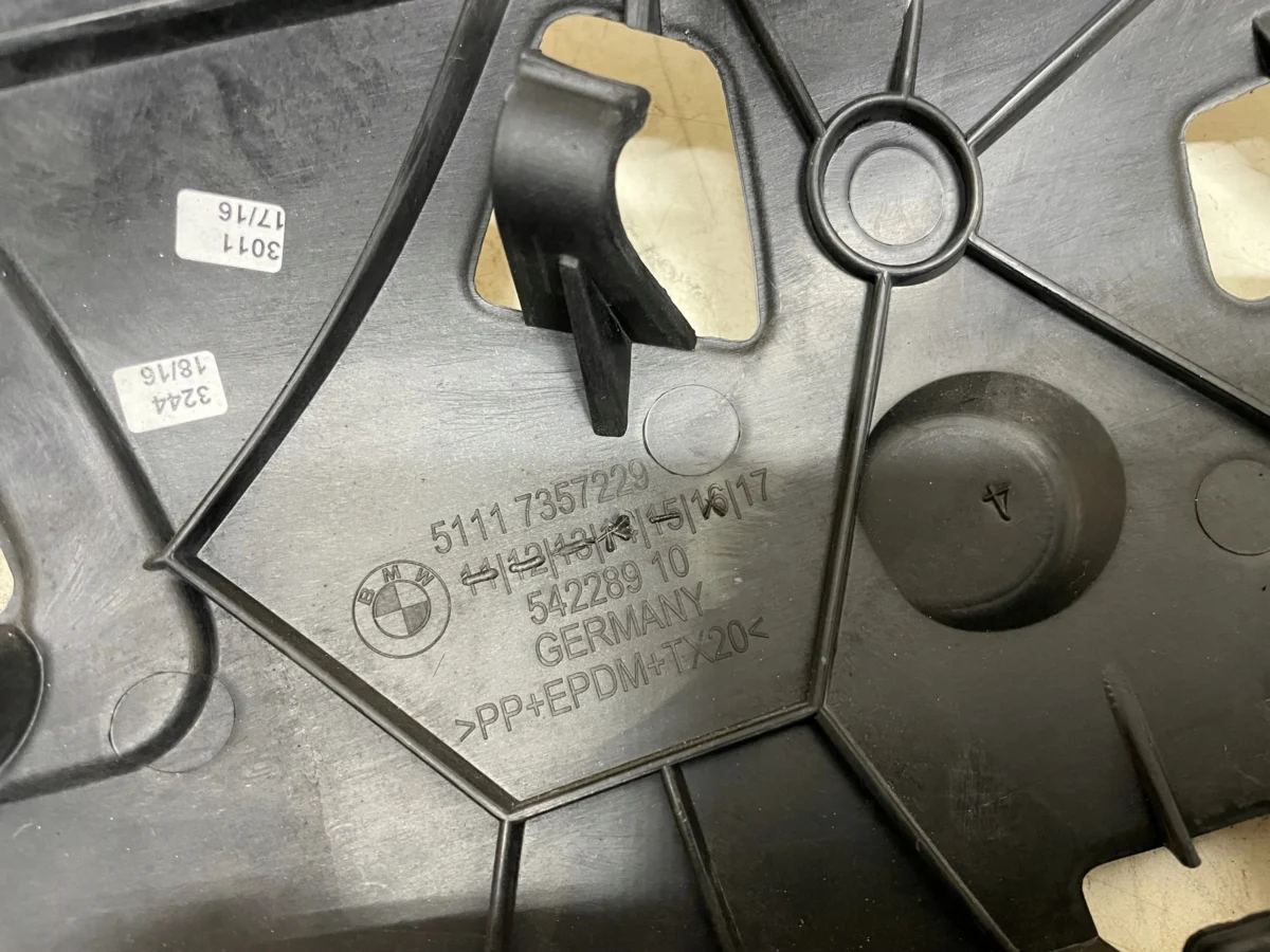 ŚLIZG ZDERZAKA PRZÓD LEWY + HALOGEN KOMPLET BMW 7 G11 G12 - obrazek 10