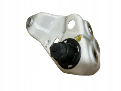 WSPORNIK UCHWYT MOCOWANIE BŁOTNIKA PRZÓD PRAWY BMW X5 G05 KOLOR A96