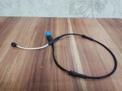 Czujnik klocków hamulcowych BMW X3 G01 G02 6880543