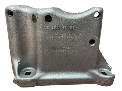 ŁAPA SILNIKA PRAWA BMW F45 225XE 20R